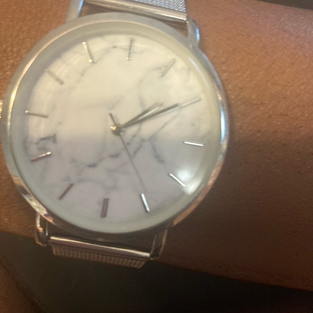 Marble Faced Watch - image 6